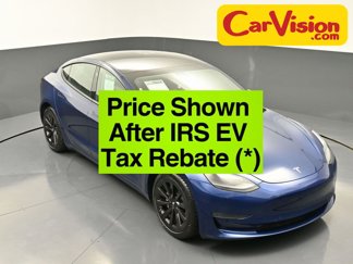 Used 2022 Tesla Model 3 Standard Range image 1