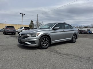 Used 2020 Volkswagen Jetta SE w/ SE Cold Weather Package image 1
