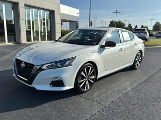 Used 2022 Nissan Altima 2.0 SR image 1