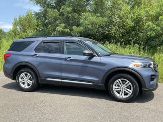 Used 2021 Ford Explorer XLT image 1