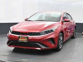 Used 2023 Kia Forte LXS image 1