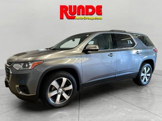 Used 2018 Chevrolet Traverse LT image 1