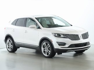 Used 2018 Lincoln MKC Reserve w/ Lincoln MKC Climate Package image 1
