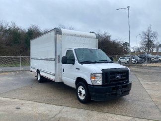 Used 2022 Ford E-350 and Econoline 350 Super Duty image 1