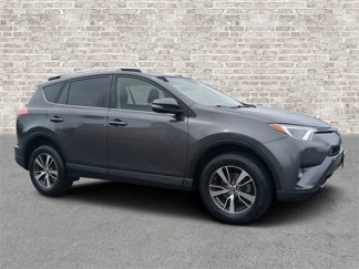 Used 2016 Toyota RAV4 XLE image 1