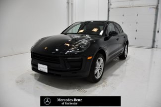 Used 2022 Porsche Macan image 1