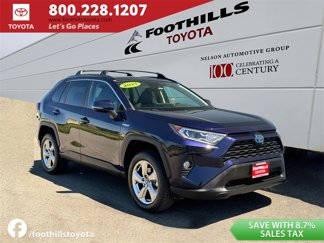 Certified 2021 Toyota RAV4 XLE Premium image 1