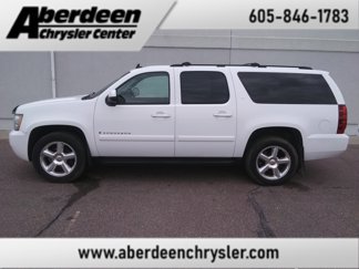 Used 2008 Chevrolet Suburban LT w/ LT Preferred Equipment Group image 1