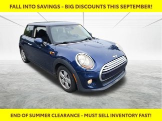 Used 2015 MINI Cooper 2-Door Hardtop image 1