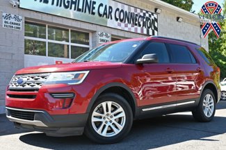 Used 2018 Ford Explorer XLT image 1