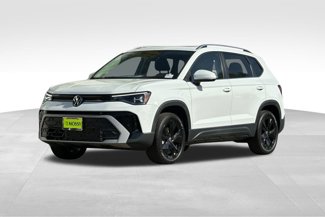 New 2025 Volkswagen Taos SE image 1