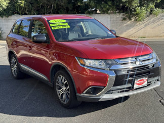 Used 2016 Mitsubishi Outlander ES image 1