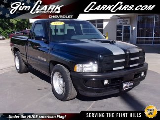 Used 1997 Dodge Ram 1500 Truck 2WD Regular Cab image 1