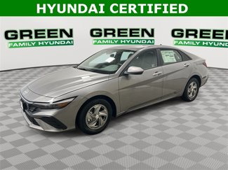 Certified 2024 Hyundai Elantra SE image 1