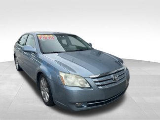 Used 2005 Toyota Avalon XL image 1