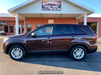 Used 2014 Kia Sorento LX image 1