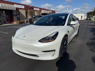 Used 2022 Tesla Model 3 Long Range image 1
