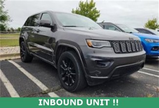 Used 2021 Jeep Grand Cherokee Laredo X image 1