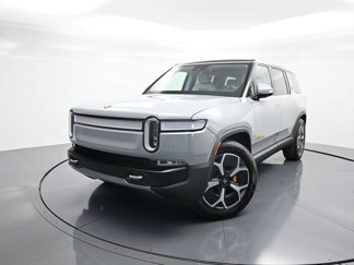 Used 2023 Rivian R1S Adventure image 1