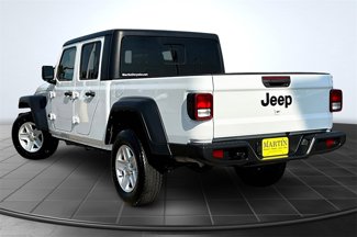 Used 2023 Jeep Gladiator Sport video 2