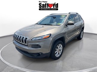 Used 2017 Jeep Cherokee Latitude w/ Cold Weather Group image 1