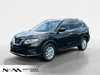Used 2018 Nissan Rogue SV image 1