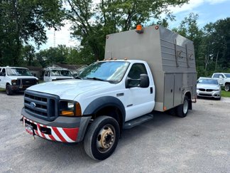 Used 2006 Ford F450 2WD Regular Cab Super Duty image 1