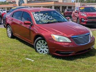 Used 2014 Chrysler 200 LX image 1