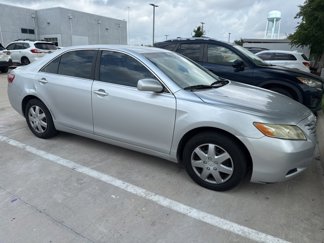 Used 2009 Toyota Camry LE image 1