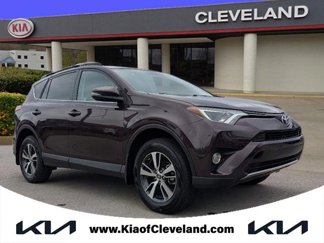 Used 2016 Toyota RAV4 XLE image 1