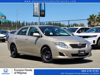 Used 2010 Toyota Corolla LE image 1