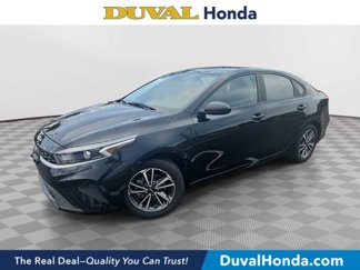 Used 2023 Kia Forte LXS image 1