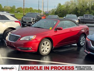Used 2014 Chrysler 200 Touring image 1