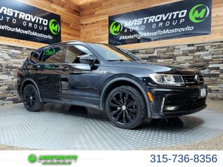 Used 2021 Volkswagen Tiguan SE R-Line image 1