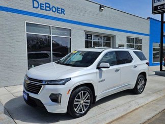 Used 2022 Chevrolet Traverse High Country image 1