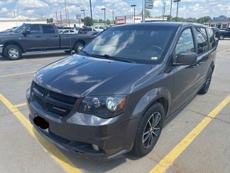 Used 2015 Dodge Grand Caravan SXT image 1