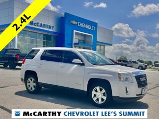 Used 2015 GMC Terrain SLE image 1