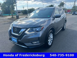 Used 2019 Nissan Rogue SV image 1