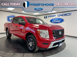 Used 2022 Nissan Titan SV image 1