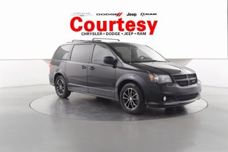 Used 2017 Dodge Grand Caravan SXT w/ Driver Convenience Group image 1