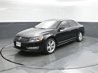 Used 2014 Volkswagen Passat 1.8T SEL Premium image 1