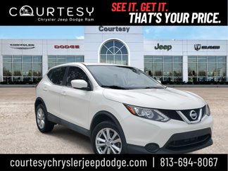 Used 2017 Nissan Rogue Sport S w/ S Appearance Package image 1