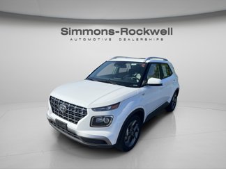 Used 2023 Hyundai Venue SEL image 1