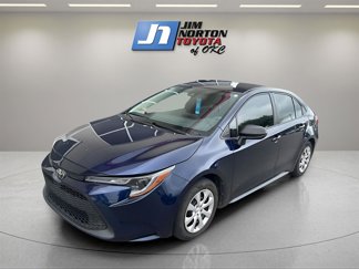 Used 2022 Toyota Corolla LE image 1