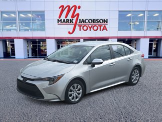 Used 2024 Toyota Corolla LE image 1