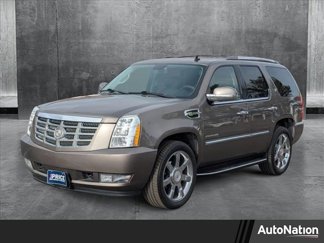 Used 2012 Cadillac Escalade 4WD Hybrid image 1