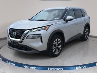Used 2021 Nissan Rogue SV image 1