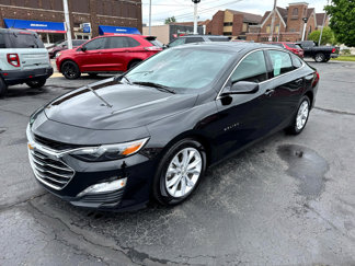 Used 2024 Chevrolet Malibu LT image 1