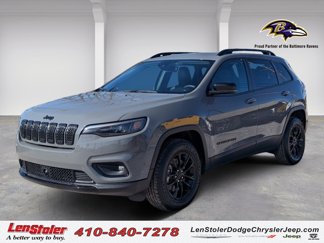 Used 2023 Jeep Cherokee Altitude Lux image 1