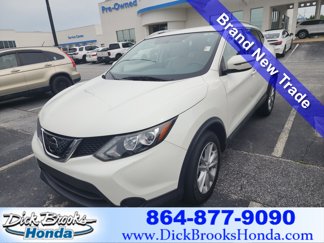 Used 2018 Nissan Rogue Sport SV image 1